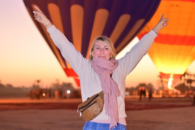 1 Day Private Tour with Hot Air Balloon from Luxor - The Colossi of Memnon is a brief but worthwhile stop