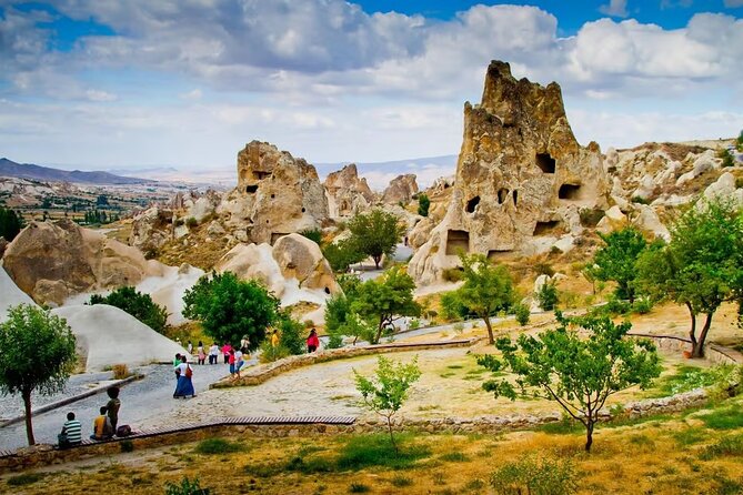 2 Days Cappadocia Tour from Istanbul and Hot Air Balloon Flight - Uchisar Castle and Rose Valley