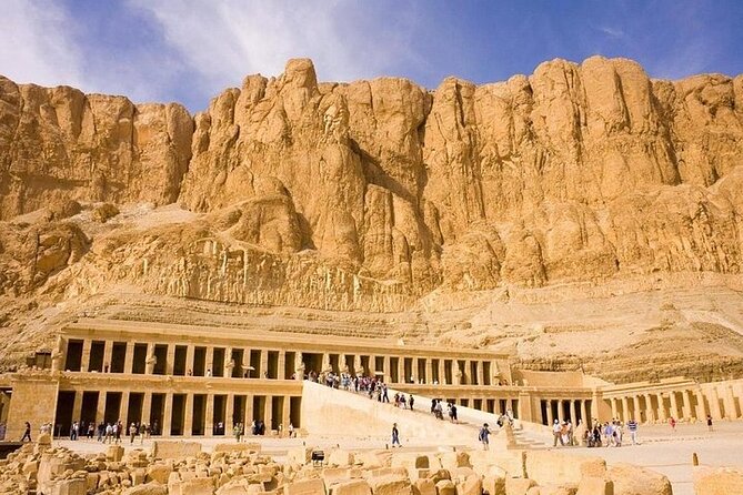 2 Days Trip to Luxor with Air Balloon Ride from Hurghada - Crossing to the west bank and the Valley of the Kings
