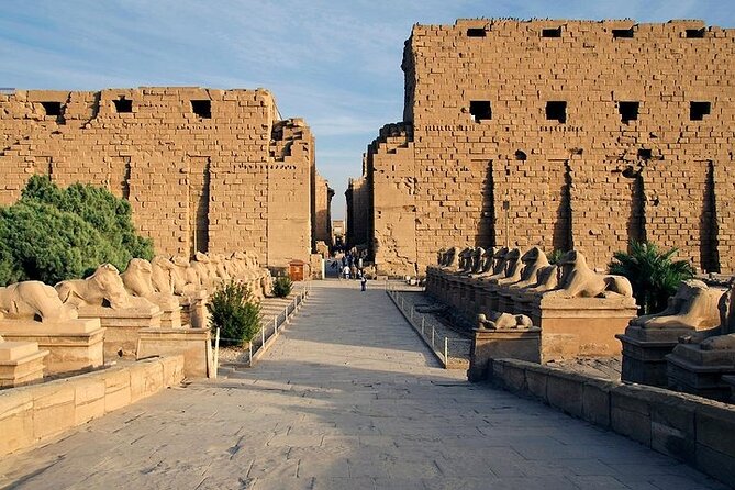 3 Days: Aswan, Abu simble,Air Balloon,Luxor, from Cairo by plane - What the $950 price really buys