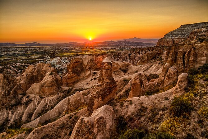 3 Days Cappadocia City Break w/cave hotel+optional balloon - Rose Valley and Cavusin on day two