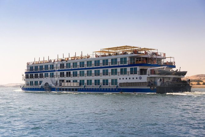 (3-Nights Cruise From Aswan To Luxor & Balloon, Abu Simbel) - Day three: Edfu before breakfast