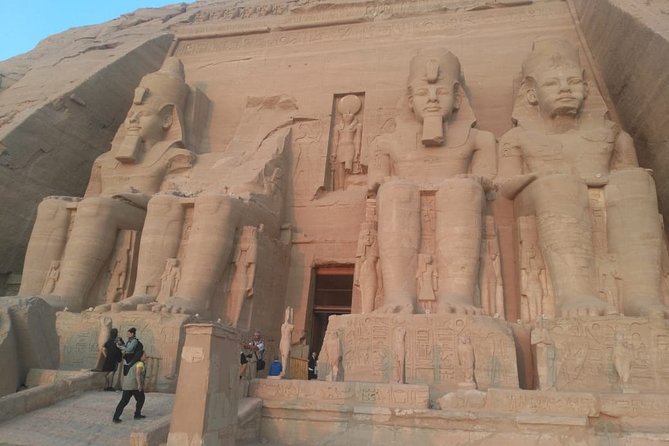 3 nights Luxor&Aswan Nile cruise with hot air balloon and Abu Simbel from Luxor. - Day three, Edfu and Kom Ombo by horse carriage and river