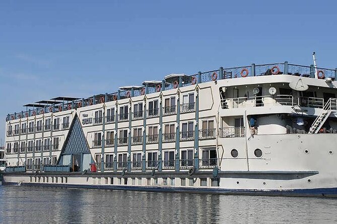 4 Days 3 Night Nile Cruise from Aswan with Abu Simbel and Balloon - Day 3: Edfu and the great temples of Luxor