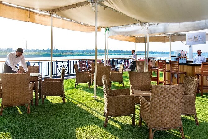 4 Days Nile Cruise Aswan and Luxor with Hot Air Balloon - The guide, vehicles, and private-tour setup