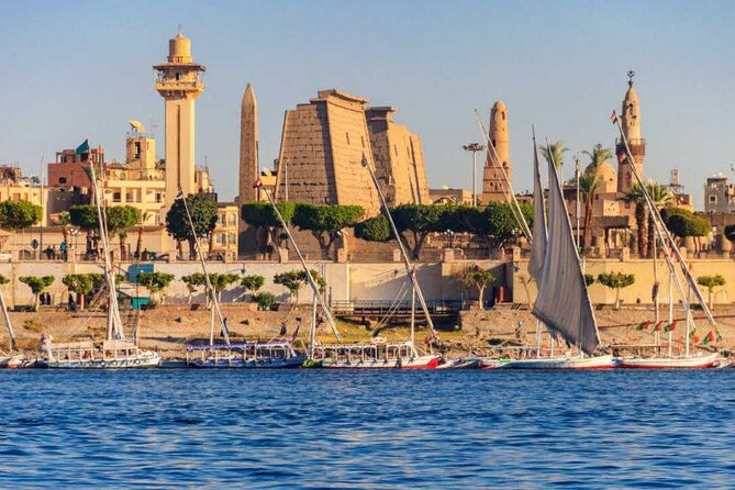 4 nights Luxor and Aswan Nile Cruise With Abu Simbel & Air Balloon from Luxor - Day 4: The long road to Abu Simbel