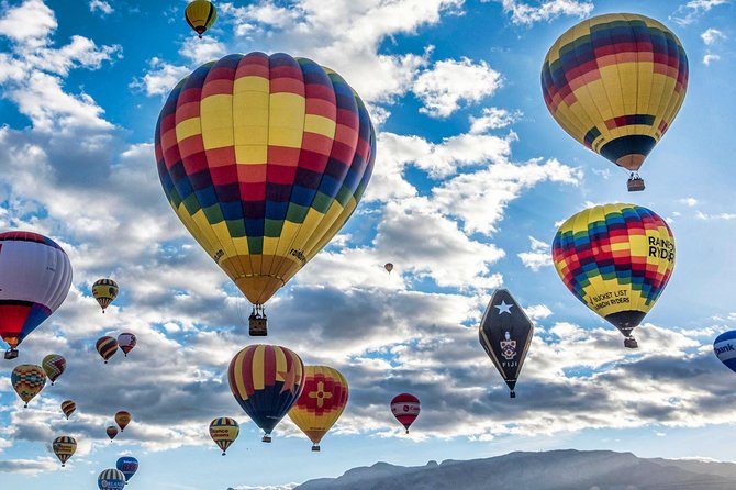 Albuquerque Hot Air Balloon Ride at Sunrise - Does the $189 price make sense?