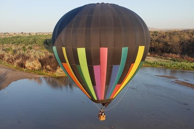 Albuquerque Hot Air Balloon Rides at Sunrise - Champagne, snacks, and the landing celebration