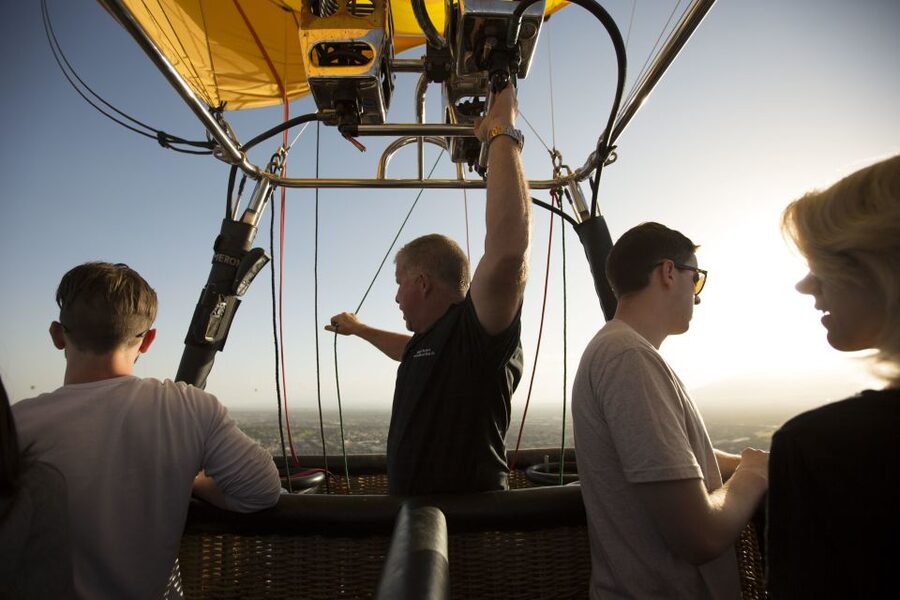 Albuquerque: Rio Grande Valley Hot Air Balloon Ride - One Hour Above the Rio Grande Valley