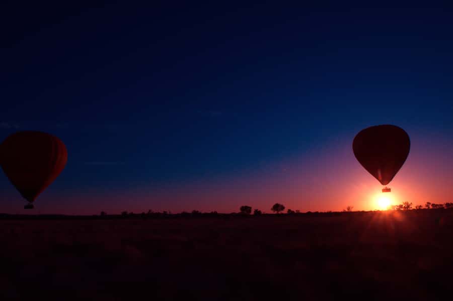 Alice Springs: Early Morning Hot Air Balloon Flight - Before dawn in Alice Springs