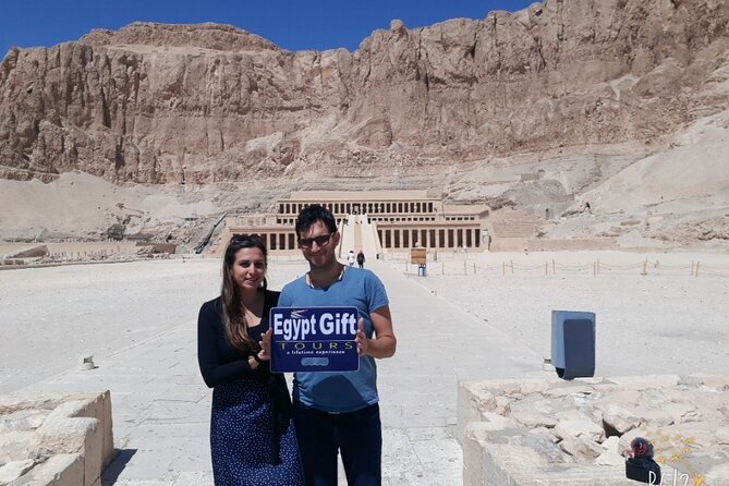 Amazing 2 Nights Cruise From Aswan to Luxor including Tours and Hot Air Balloon - Day one: joining the boat in Aswan