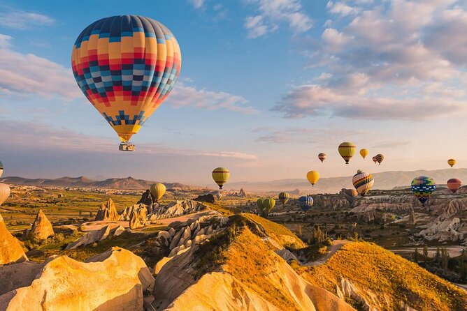 Amazing Hot Air Balloon With Beautiful Desert Sunrise View - Who will get the most from this tour