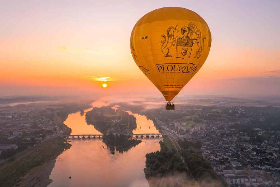 Amboise Hot-Air Balloon Sunset Ride over the Loire Valley - A bird’s-eye view of Amboise and the Loire Valley