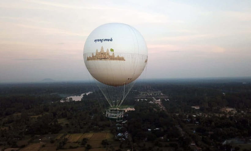 Angkor Balloon Sunrise or Sunset ride. - A balloon ride beside Angkor Wat