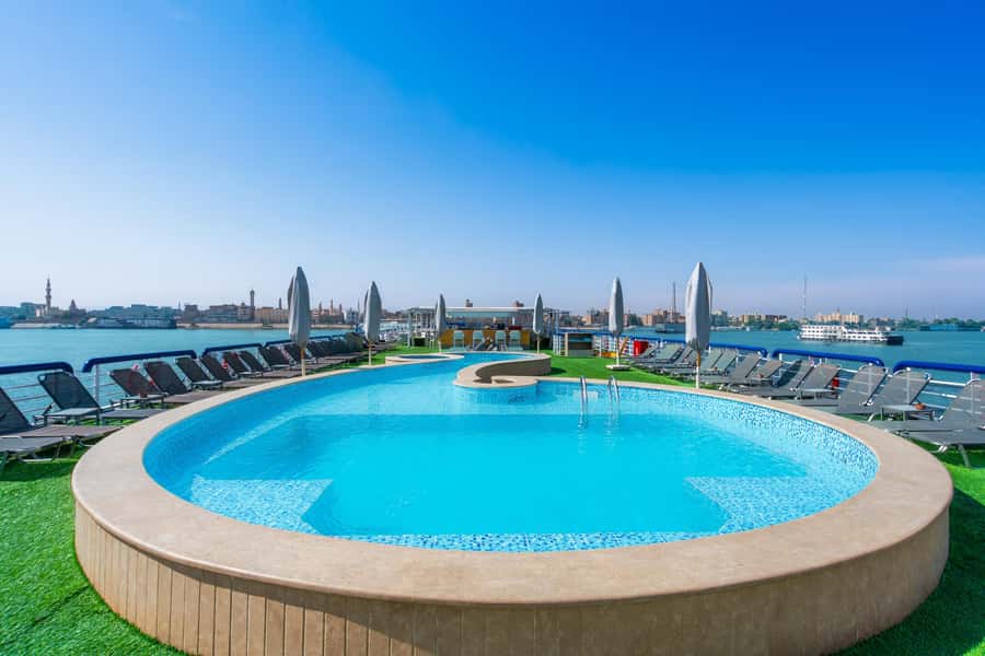 Aswan: 4-Day Egypt Private Tour with Nile Cruise, Balloon - Guides, transport, and the practical details