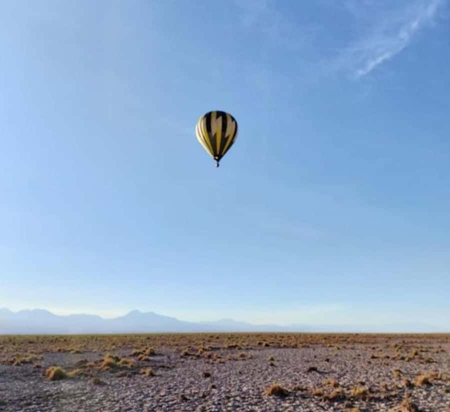 Atacama: San Pedro de Atacama Sunrise Hot Air Balloon Ride - The pre-dawn pickup from San Pedro