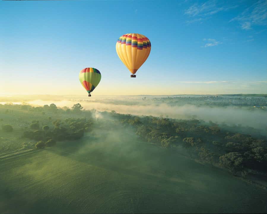 Avon Valley: Hot Air Balloon Flight - Watching the balloon take shape