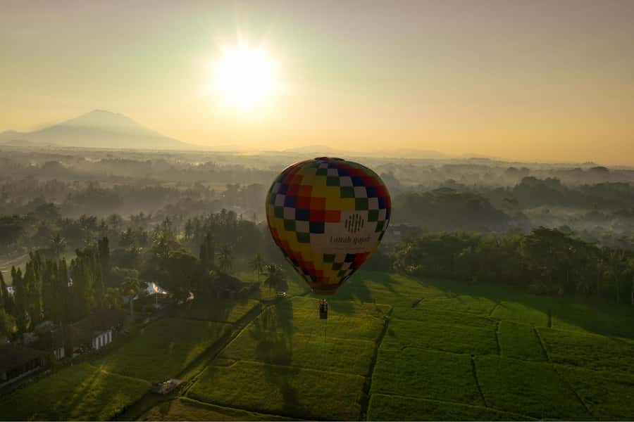Bali: Private Hot-Air Balloon Ride - Rising above the Tanah Gajah rice fields