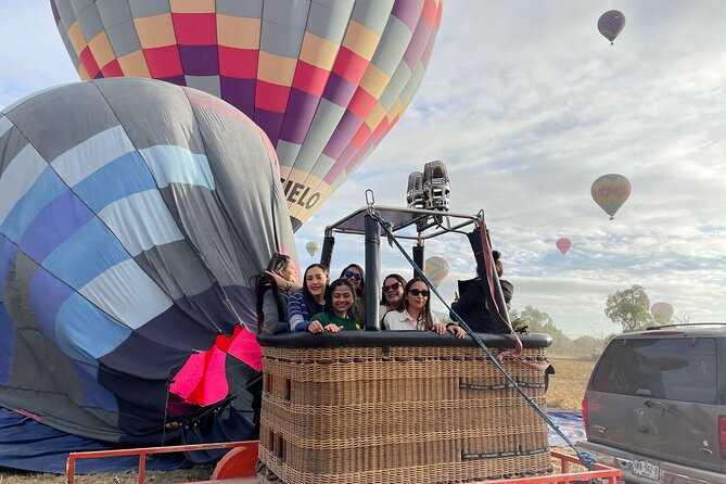 Balloon Flight at Sunrise over Teotihuacan - Why seeing Teotihuacan from the air changes the visit