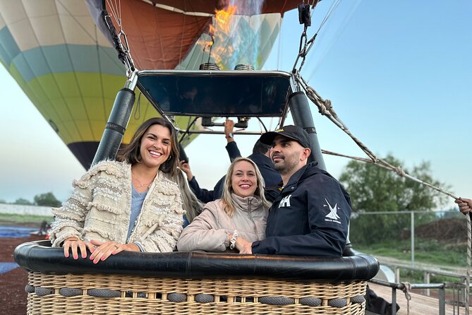 Balloon Flight + Breakfast in a cave + Pick up CDMX + Pyramids - Breakfast in a cave, with a package warning