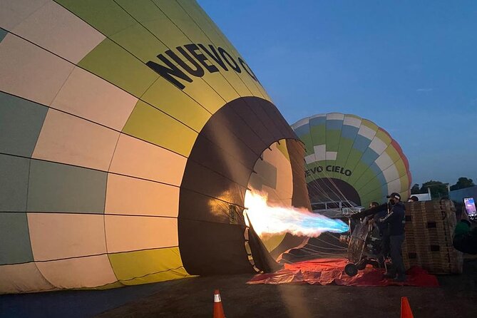 Balloon Flight + Breakfast in a cave + Pick up CDMX + Pyramids - Who should book it