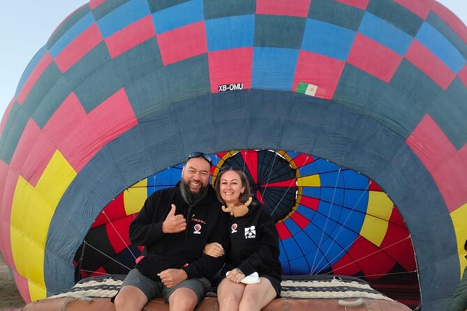 Balloon flight in Teotihuacan from Mexico City - Breakfast inside La Cueva Teotihuacán