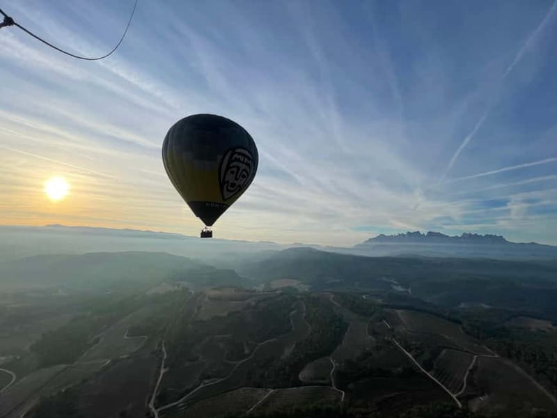Balloon flight: panoramic view of Montserrat and Transport from Barcelona - Why the $265 price can be fair