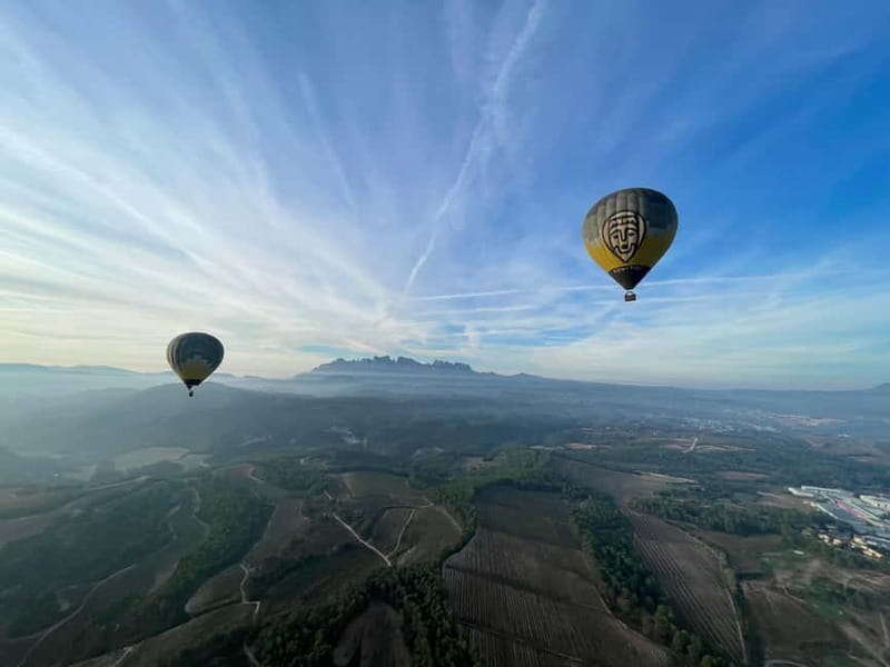 Balloon flight: panoramic view of Montserrat and Transport from Barcelona - Should you book the Montserrat balloon flight?