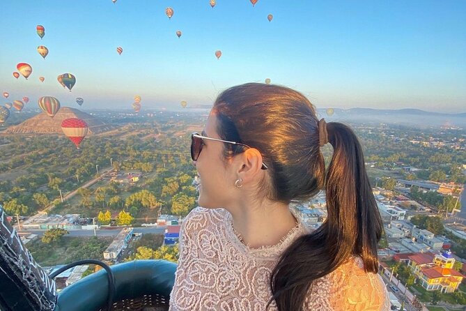 Balloon flight + pick up in CDMX + Breakfast in Cave + Pyramids - Obsidian, agave, and the sales stop at 9 a.m.