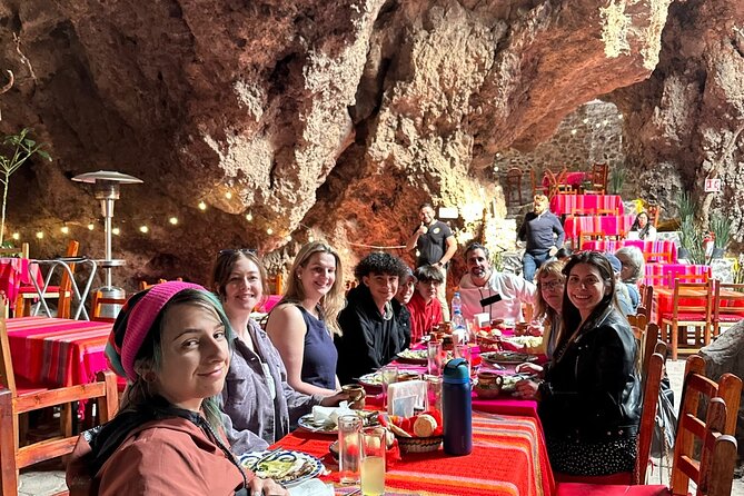 Balloon flight + pick up in CDMX + Breakfast in Cave + Pyramids - Weather, safety, and cancellation details