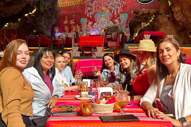 Balloon Flight with Breakfast in Cave and Round Trip CDMX - Breakfast inside La Cueva Teotihuacán