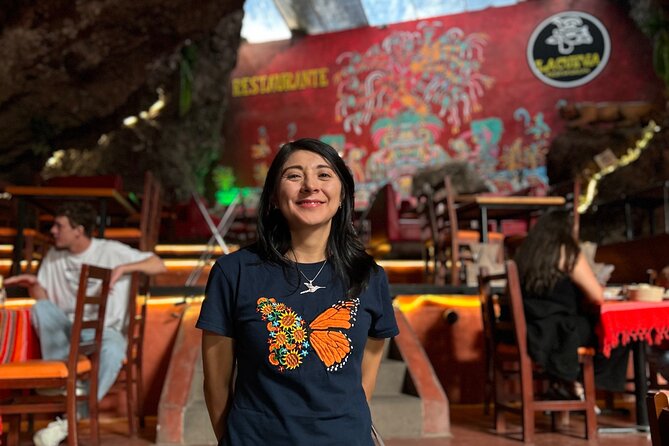 Balloon Flight with Breakfast in Cave and Round Trip CDMX - Tasting traditional drinks at Coatlan Experiencias
