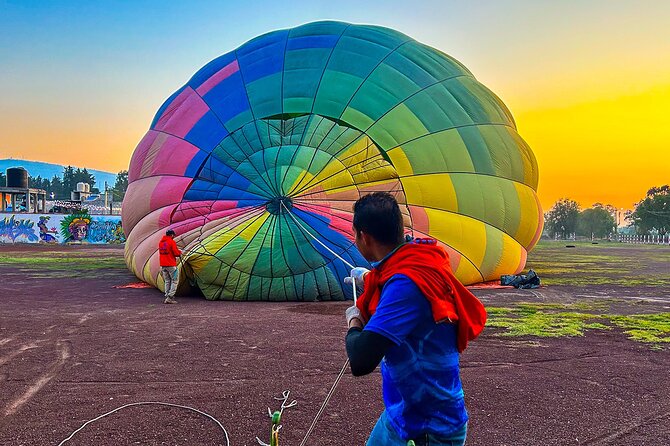 Balloon Flight with Teotihuacan & Guadalupe Shrine Full day Tour - Breakfast, buffet food, and the first break