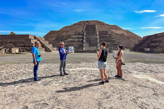 Balloon Flight with Teotihuacan & Guadalupe Shrine Full day Tour - Visiting the Basilica of Guadalupe
