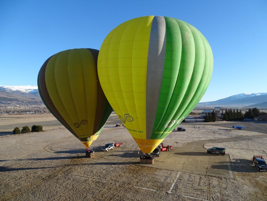 Barcelona: Hot Air Balloon Flight Experience - Preparing the balloon before takeoff