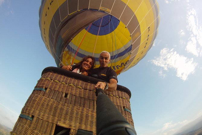 Barcelona: Montserrat Hot Air Balloon Ride with Champagne Toast - Watching the balloon come alive