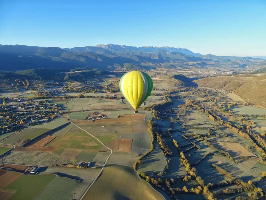 Barcelona: Private Hot Air Balloon Ride - Cava, pastries, and a certificate after touchdown