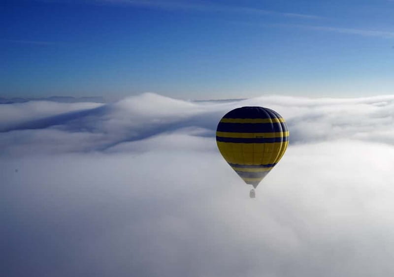 Barcelona Private VIP Balloon Flight with Pick-up Service - Is $812 good value for two people?