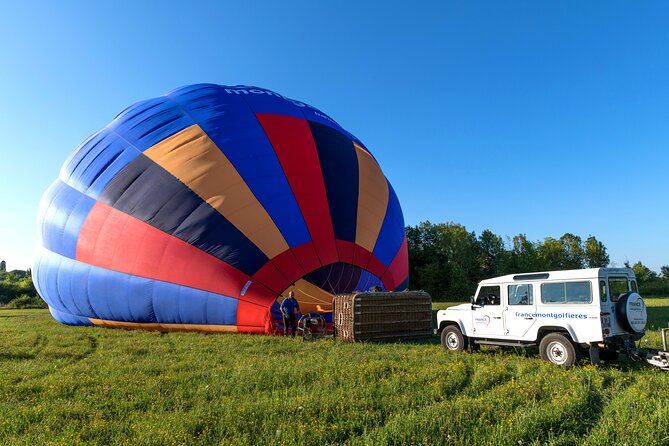 Burgundy Hot-Air Balloon Ride from Beaune - Landing, Champagne, and the return to the château