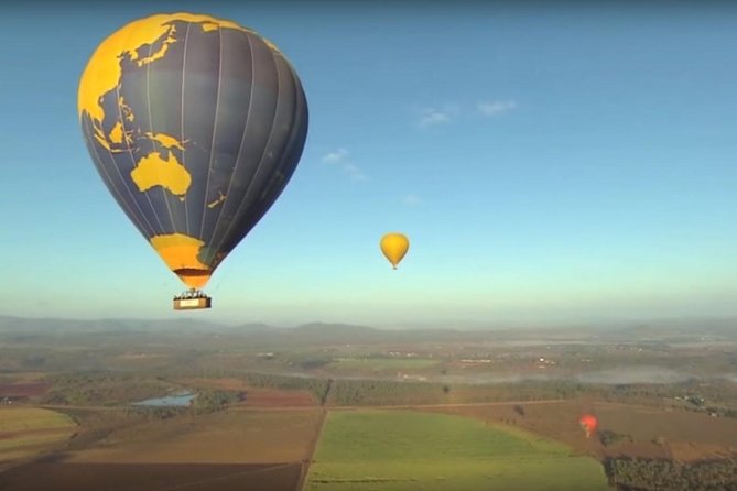 Cairns Classic Hot Air Balloon ride - How the pickup and group size affect the morning