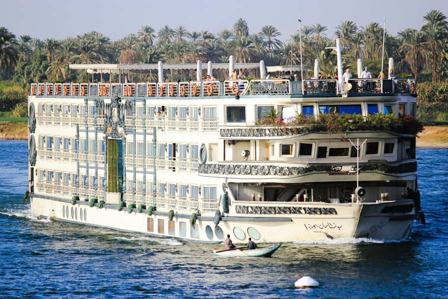 Cairo: 4-Day Nile Cruise to Luxor with Balloon & Flights - What $675 covers on this Nile trip