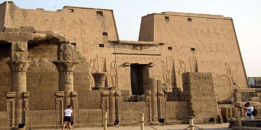 Cairo: 8-day Tour with Cruise, Flights, & Balloon Ride - Day 8: Alexandria’s underground and seaside monuments