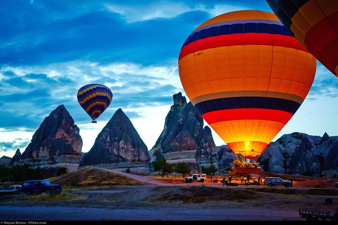 Cappadocia Balloon Flight - Breakfast, coffee, and the wait for daylight