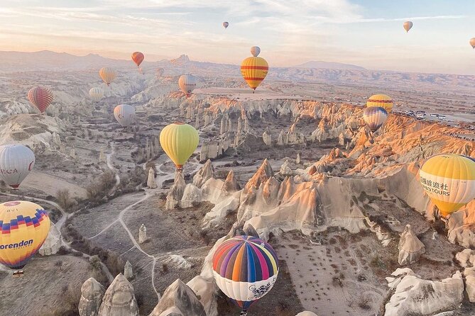 Cappadocia Balloon Tour (Goreme) - The 5:00 am pickup and first hour of the morning