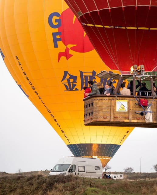 Cappadocia: Göreme Sunrise Hot Air Balloon Flight - The group size and comfort question