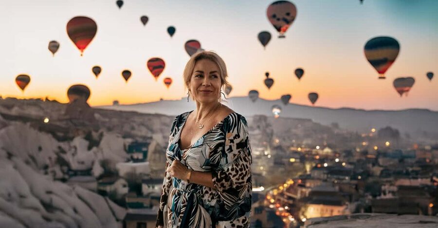 Cappadocia: Private Photoshoot Sunrise Balloon with Transfer - Sunrise balloons or sunset color