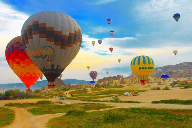 Cappadocia:Sunrise Hoot Air Ballon Over Göreme Valley - From hotel pickup to the launch field