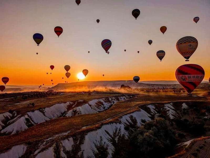 Cappadocia: Sunrise Hot Air Balloon in Göreme and Transfer - The takeoff and the first view of sunrise