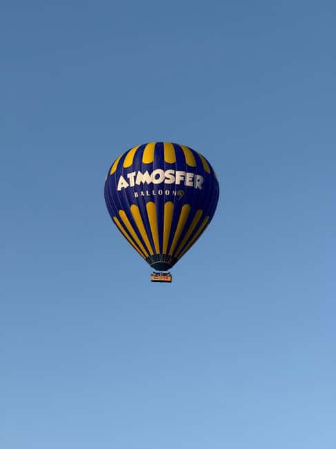 Cappadocia: Sunrise in Göreme Hot Air Balloon and Transfer - Choosing your place in the basket