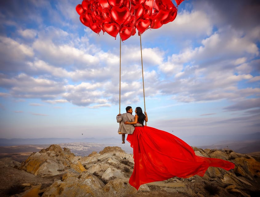 Cappadocia: Taking photo with Swing at hot air balloon view - Key points at a glance